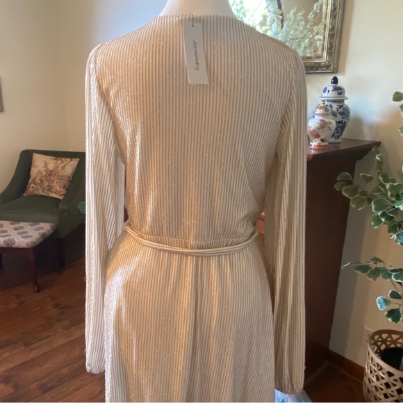 Francesca’s • Gold & Cream Glitter Stripe Wrap Dress • Size M • NWT - Picture 7 of 9